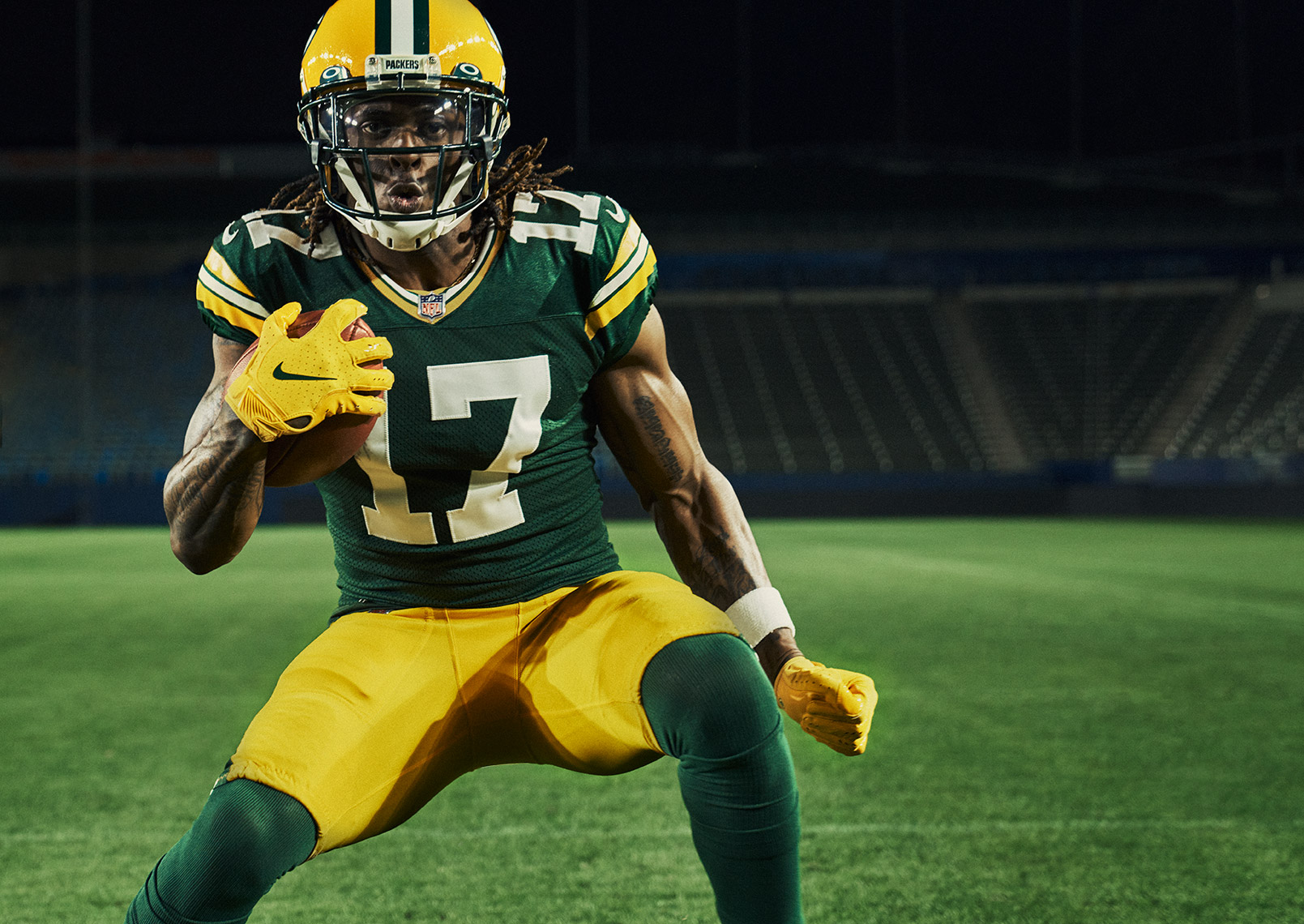 Shot-14_Davante-Uniform_01_0133